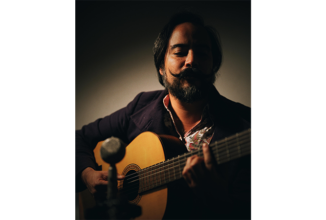 Luiz Murá(for CAMPERS)