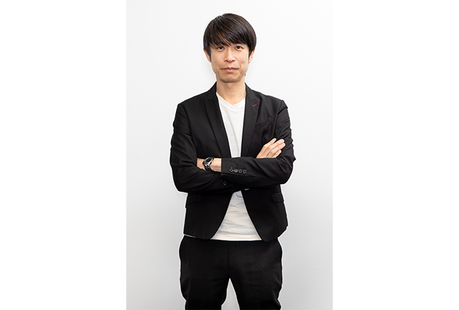 INTERVIEWER：井上崇(Date fm)